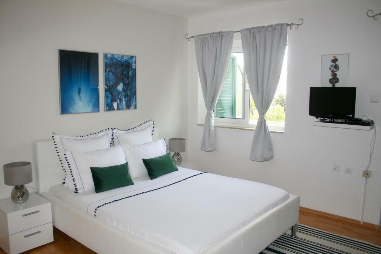 Villa Marinesa Хвар Екстериор снимка