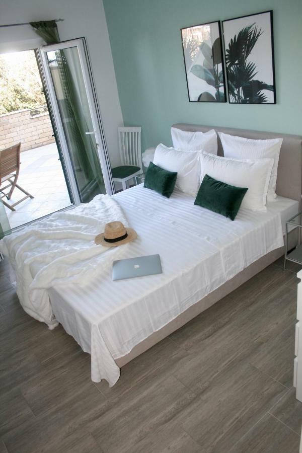 Villa Marinesa Хвар Екстериор снимка